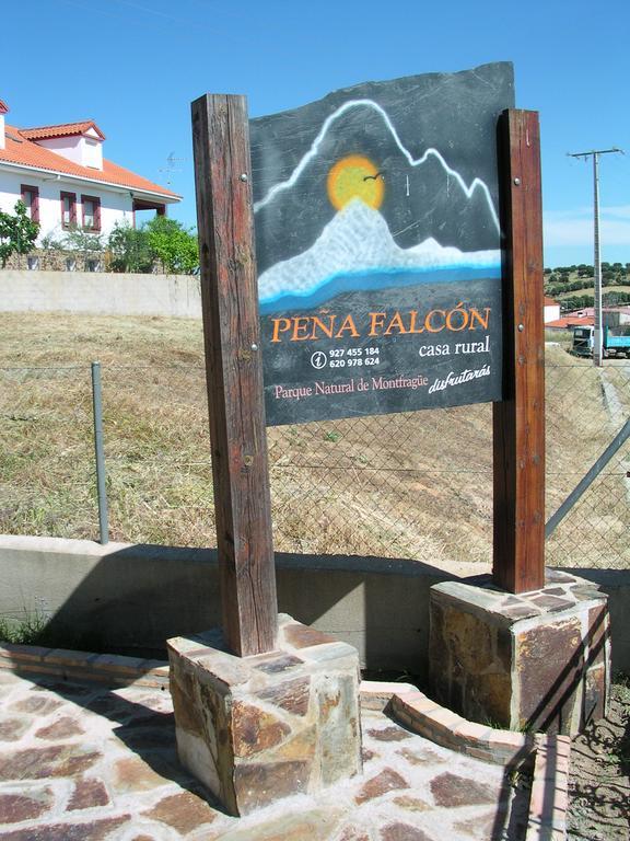Casa Rural Peña Falcón Torrejón el Rubio Exterior foto