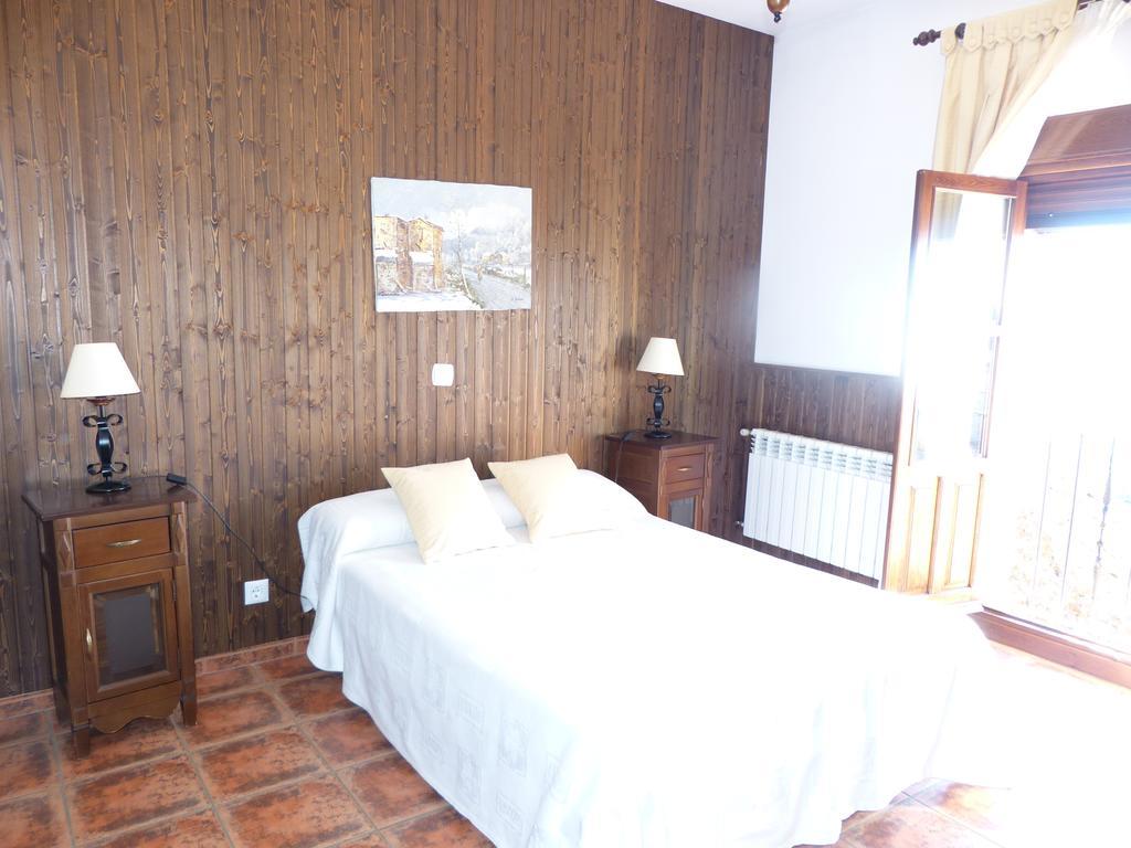 Casa Rural Peña Falcón Torrejón el Rubio Quarto foto