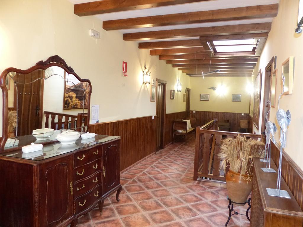 Casa Rural Peña Falcón Torrejón el Rubio Exterior foto